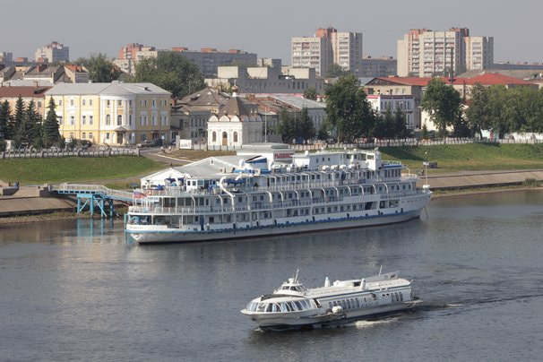 River station in Rybinsk