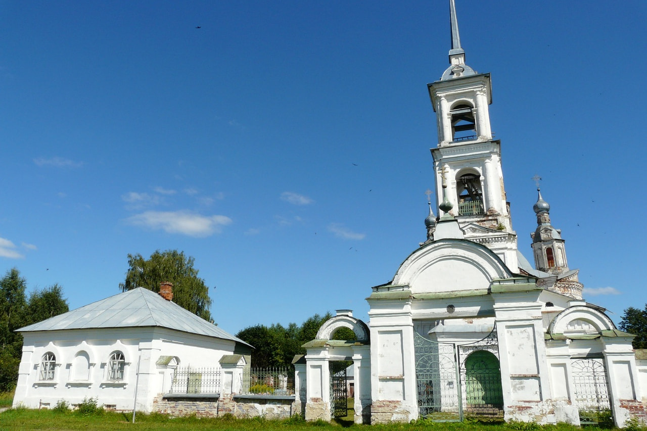Trinity Church in Verkhne-Nikulskoye village