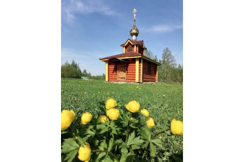 Часовня в честь иконы "Казанской Божией Матери" - главная достопримечательность деревни - хранительница, построенная в 2011 г. инициативными местными жителями.